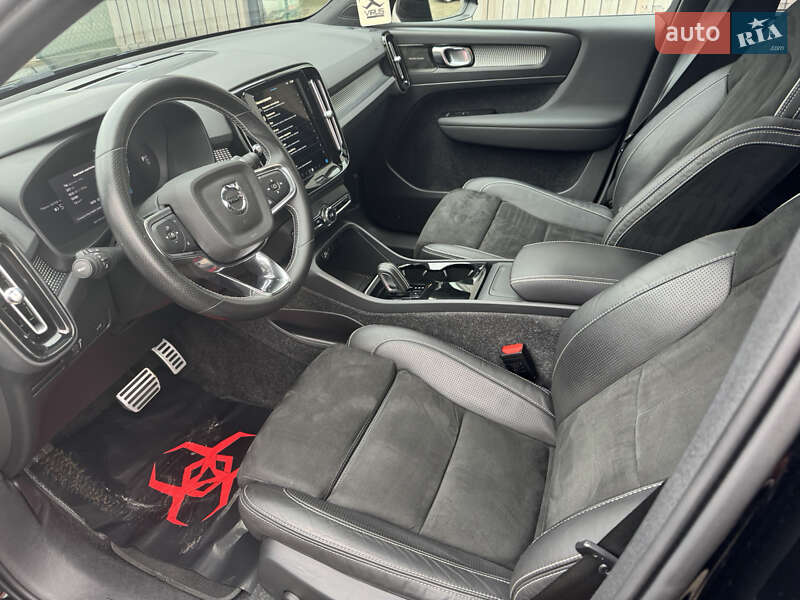 Позашляховик / Кросовер Volvo XC40 Recharge 2020 в Тернополі