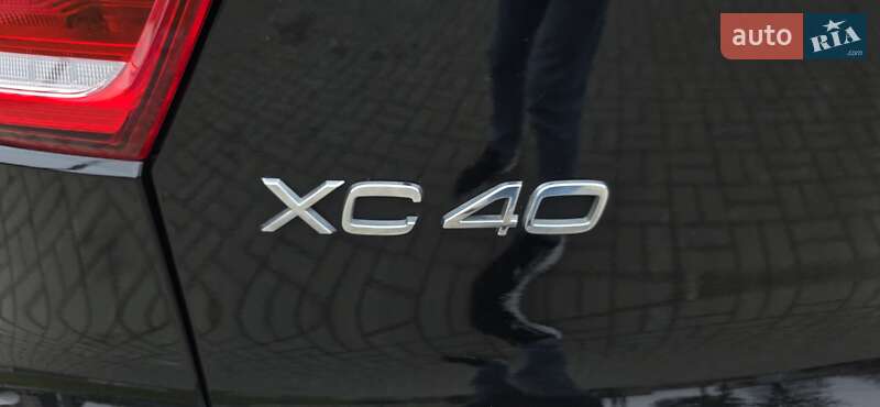 Позашляховик / Кросовер Volvo XC40 Recharge 2021 в Тернополі