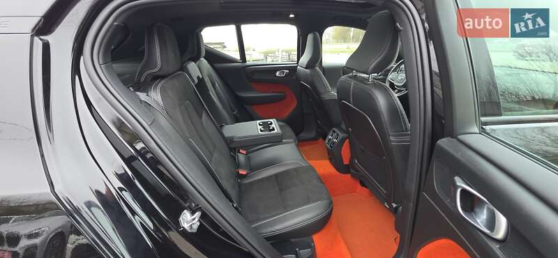 Позашляховик / Кросовер Volvo XC40 Recharge 2021 в Тернополі