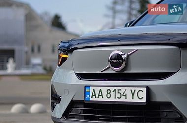 Позашляховик / Кросовер Volvo XC40 Recharge 2024 в Києві