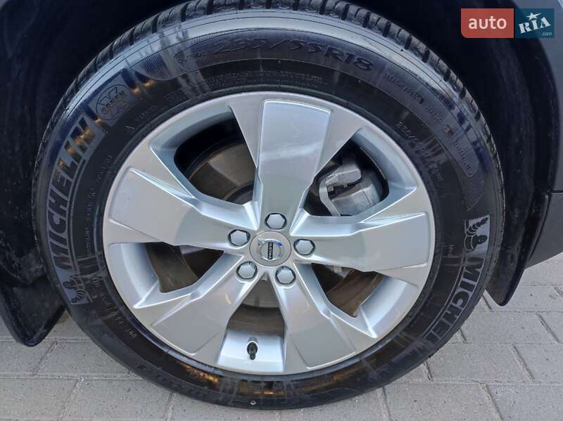 Внедорожник / Кроссовер Volvo XC40 2019 в Шепетовке
