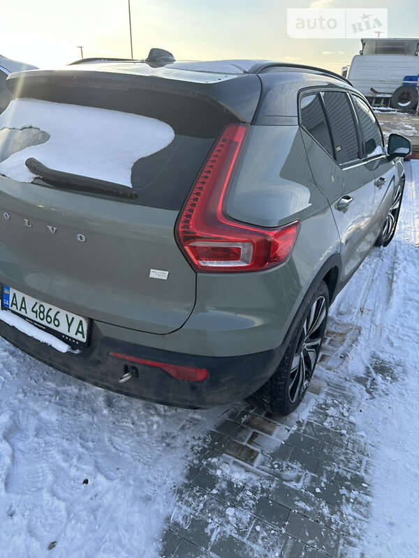 Позашляховик / Кросовер Volvo XC40 2021 в Луцьку