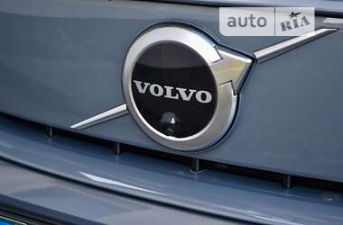 Позашляховик / Кросовер Volvo XC40 2021 в Рівному