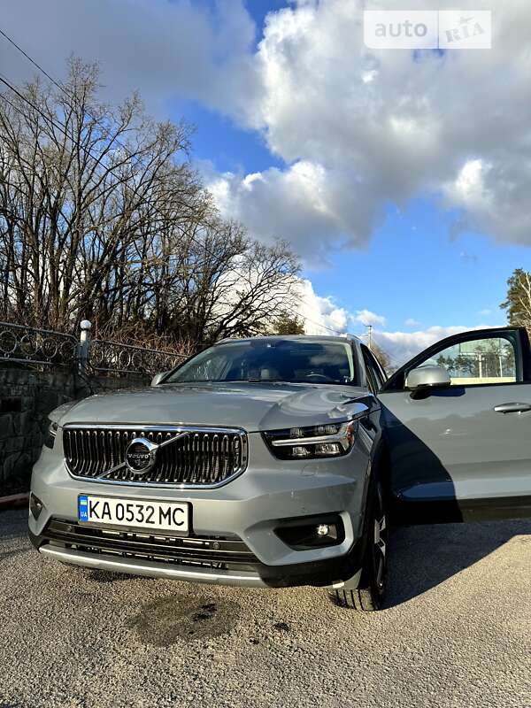 Позашляховик / Кросовер Volvo XC40 2021 в Києві