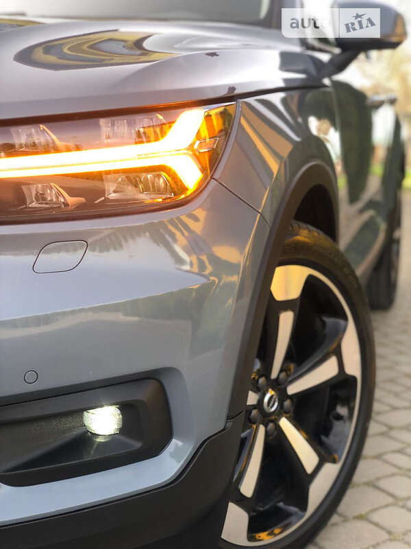 Внедорожник / Кроссовер Volvo XC40 2020 в Трускавце