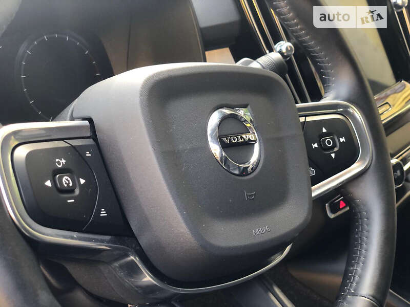 Внедорожник / Кроссовер Volvo XC40 2020 в Трускавце