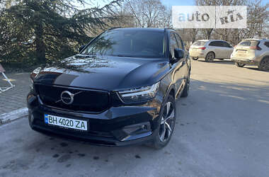 Volvo XC40 2021