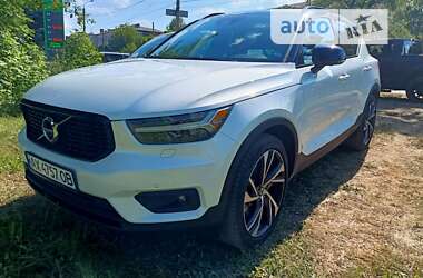 Volvo XC40 2019