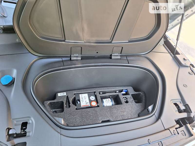 Внедорожник / Кроссовер Volvo XC40 2021 в Полтаве