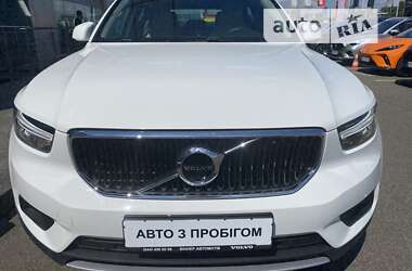 Внедорожник / Кроссовер Volvo XC40 2020 в Киеве