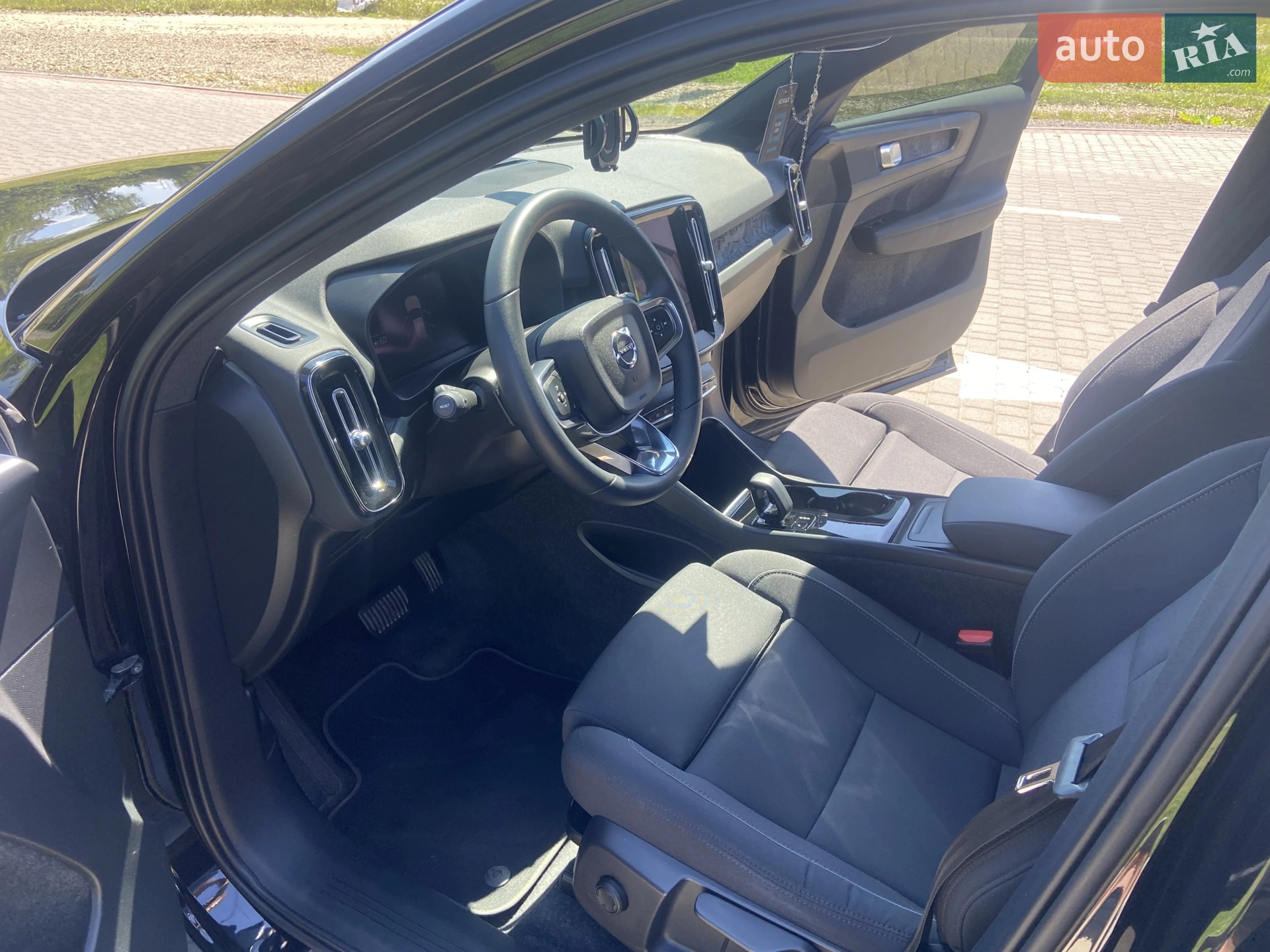 2022 Volvo XC40 - мініатюра 12