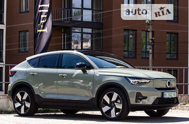 Внедорожник / Кроссовер Volvo XC40 2023 в Львове