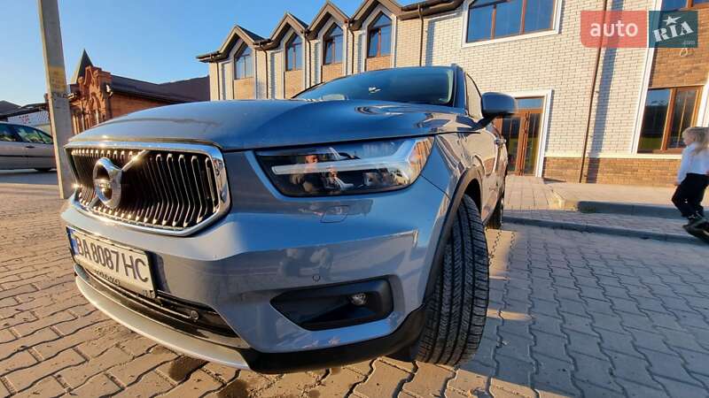 Внедорожник / Кроссовер Volvo XC40 2019 в Балте
