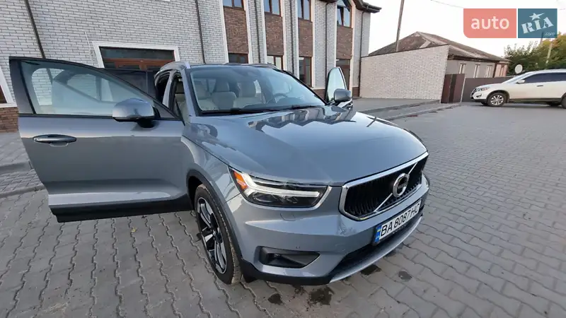 Volvo XC40 2019