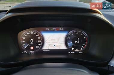 Внедорожник / Кроссовер Volvo XC40 2019 в 