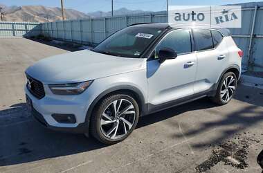 Volvo XC40 2021