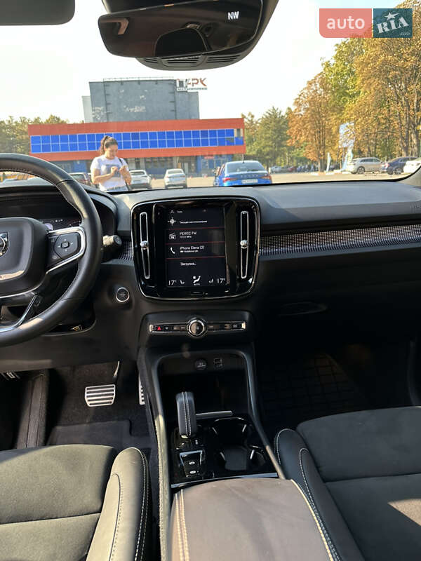 Позашляховик / Кросовер Volvo XC40 2020 в Харкові