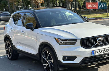 Позашляховик / Кросовер Volvo XC40 2020 в Харкові