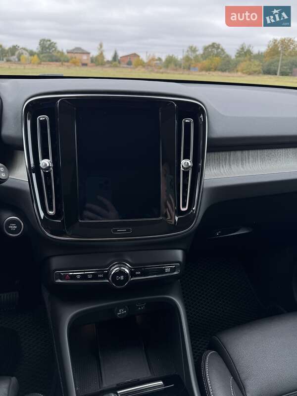 Внедорожник / Кроссовер Volvo XC40 2020 в Полтаве фото 16 Внедорожник / Кроссовер Volvo XC40 2020 в Полтаве