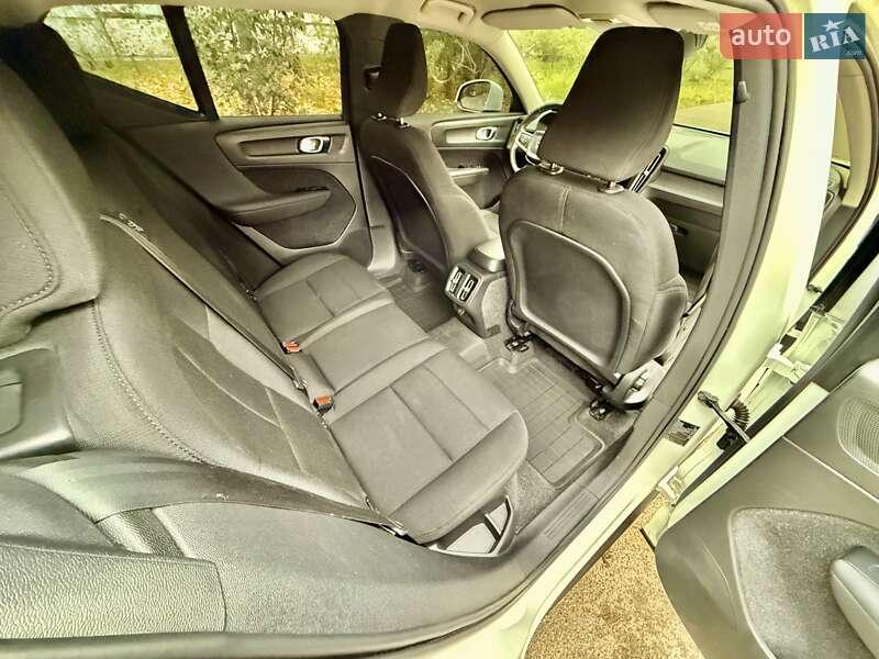 Позашляховик / Кросовер Volvo XC40 2019 в Одесі
