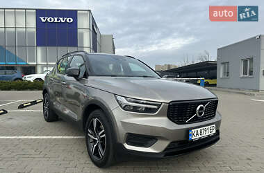 Позашляховик / Кросовер Volvo XC40 2021 в Києві