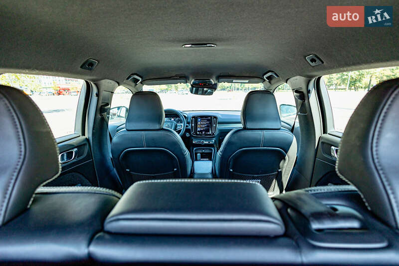 Позашляховик / Кросовер Volvo XC40 2021 в Києві