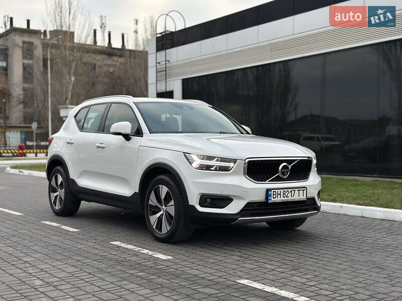 Внедорожник / Кроссовер Volvo XC40 2020 в Одессе