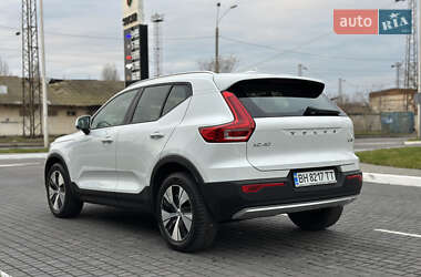 Внедорожник / Кроссовер Volvo XC40 2020 в Одессе