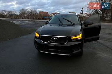 Volvo XC40 2021