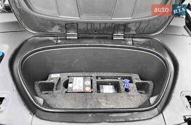 Внедорожник / Кроссовер Volvo XC40 2021 в 