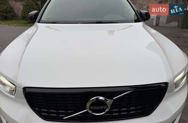 Позашляховик / Кросовер Volvo XC40 2020 в Житомирі