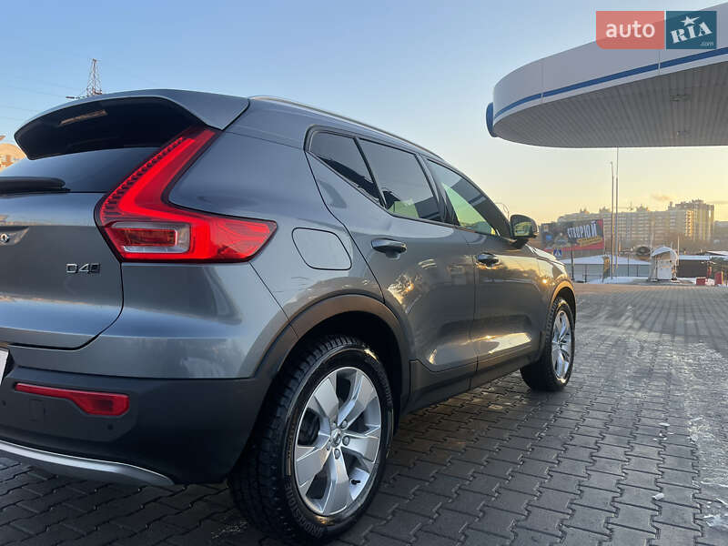 Внедорожник / Кроссовер Volvo XC40 2018 в Хмельницком