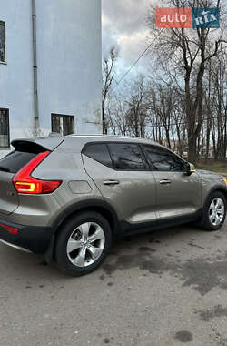 Позашляховик / Кросовер Volvo XC40 2020 в Кривому Розі