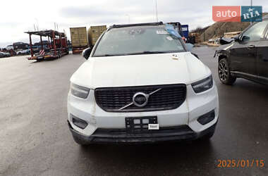 Позашляховик / Кросовер Volvo XC40 2022 в Львові