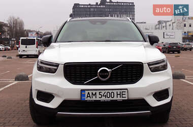 Позашляховик / Кросовер Volvo XC40 2020 в Житомирі