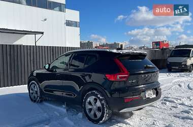 Внедорожник / Кроссовер Volvo XC40 2018 в Киеве