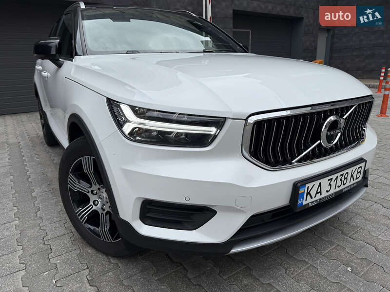 Позашляховик / Кросовер Volvo XC40 2019 в Києві