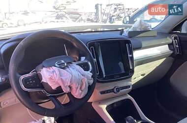 Внедорожник / Кроссовер Volvo XC40 2020 в Одессе