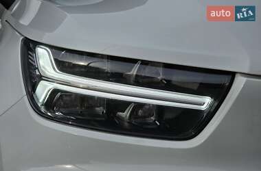 Внедорожник / Кроссовер Volvo XC40 2021 в 