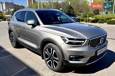 Внедорожник / Кроссовер Volvo XC40 2021 в Харькове
