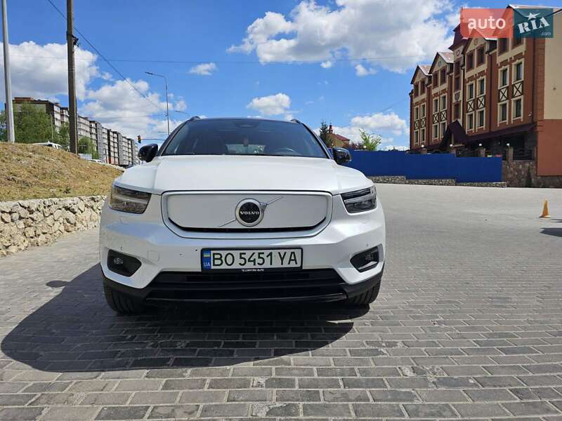 Внедорожник / Кроссовер Volvo XC40 2021 в Тернополе