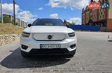 Внедорожник / Кроссовер Volvo XC40 2021 в 
