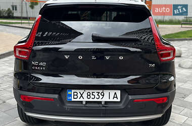 Внедорожник / Кроссовер Volvo XC40 2022 в 