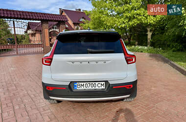 Внедорожник / Кроссовер Volvo XC40 2019 в 