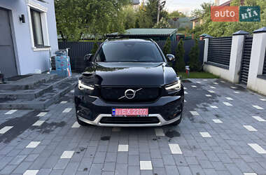 Внедорожник / Кроссовер Volvo XC40 2021 в Львове
