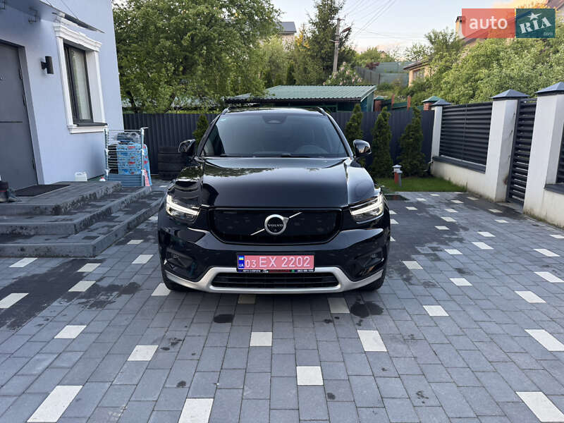 Позашляховик / Кросовер Volvo XC40 2021 в 