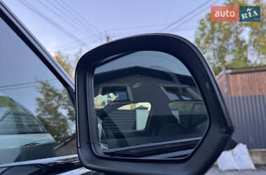 Позашляховик / Кросовер Volvo XC40 2021 в 