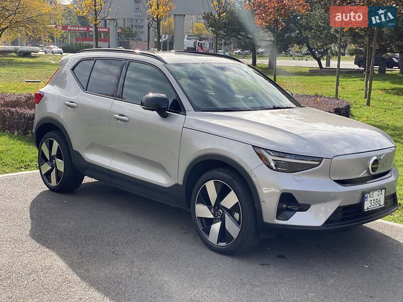 Volvo XC40 2023