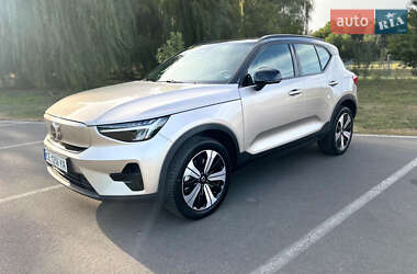 Позашляховик / Кросовер Volvo XC40 2023 в Івано-Франківську