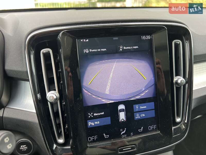 Внедорожник / Кроссовер Volvo XC40 2018 в Киеве